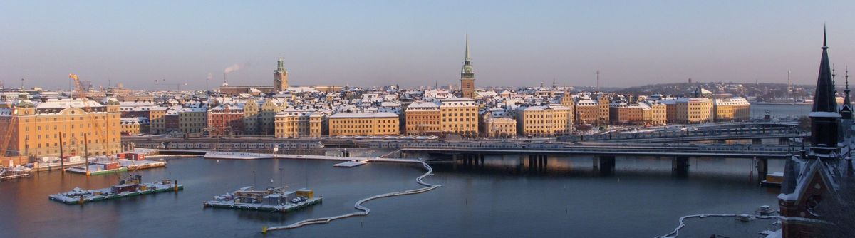 Panoramablick vom Monteliusvägen über den Riddarfjärden auf Gamla Stan
